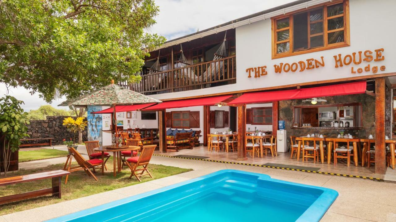 The Wooden House Hotel Puerto Villamil Exterior foto